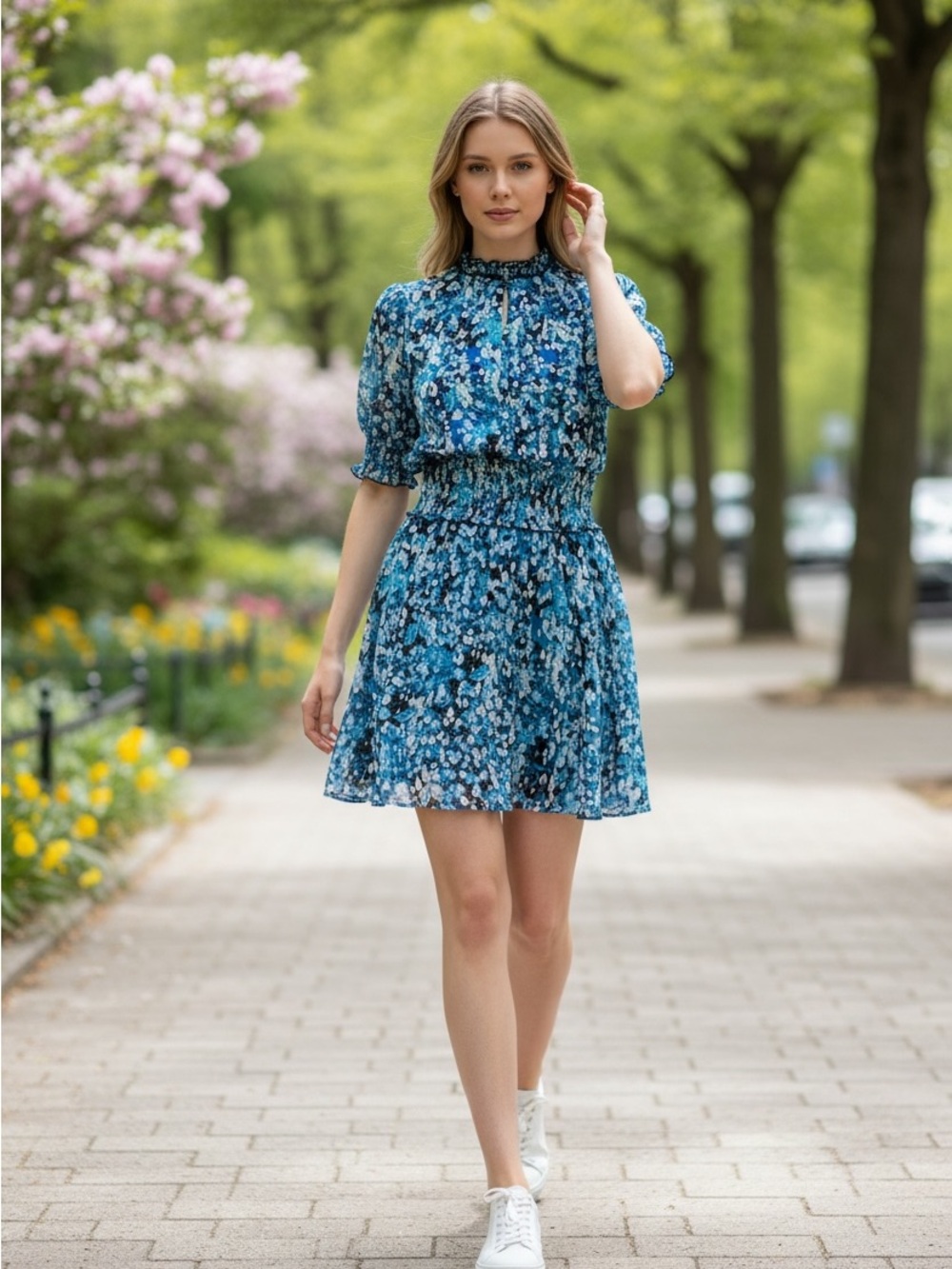 Karl Lagerfeld Blue Floral Smocked Waist Dress Women’s Size 4